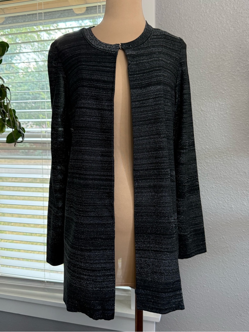 Misook Long Sleeve Dress Jacket Size Small Black & Silver